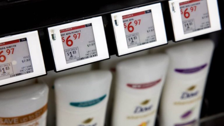 슈퍼마켓의 종이 가격표, 2026 년까지 사라진다? 월마트의 디지털 가격표 도입이 불러온 논란과 기대