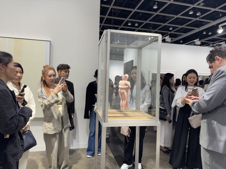 피카소 유화 60억에 팔려 … 미술 시장에 훈풍 분다