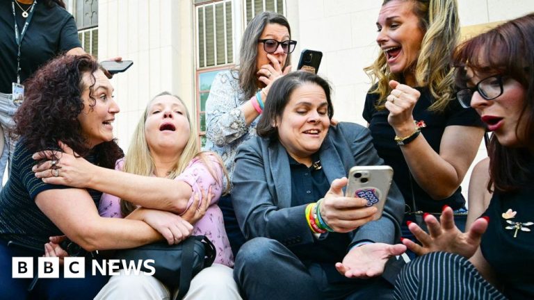 소셜 미디어 중독, 이제 법적 책임이 묻다: 메타와 유튜브의 역사적 판결이 바꾸는 빅테크의 운명