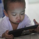 유아용 AI 유튜브, '교육적'이라는 이름으로 아이들의 상식을 왜곡하다