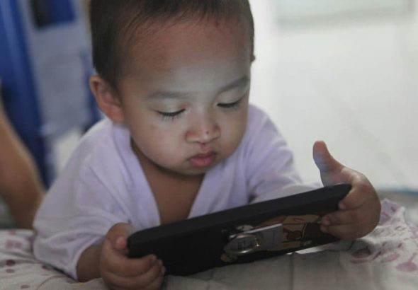 유아용 AI 유튜브, '교육적'이라는 이름으로 아이들의 상식을 왜곡하다