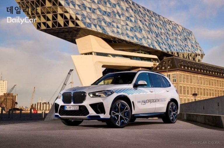수소차의 새로운 전성기, BMW가 바꾼 공간의 정의