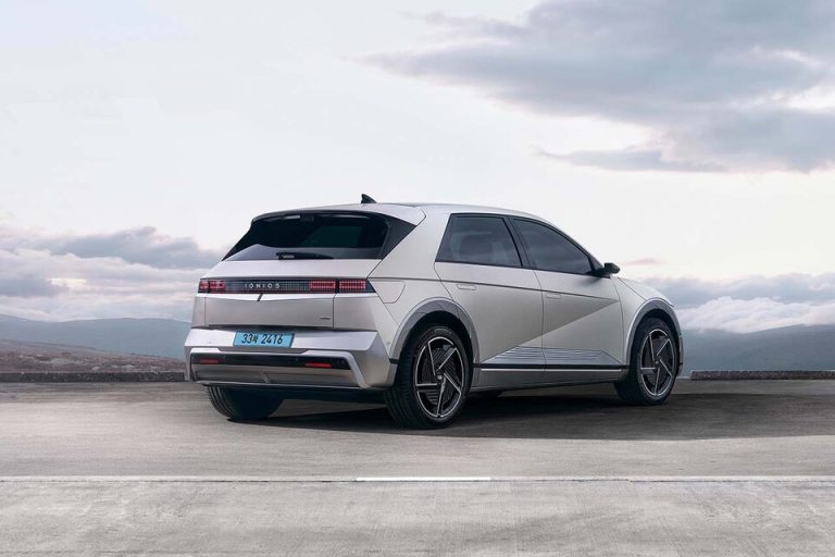 현대차, 중국에서 다시 시작하다: 아이오닉 V 가 던지는 전동화 전략의 본질