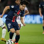 이강인, 드디어 터진 멀티포인트: PSG의 우승 카운트다운과 팬들의 열기