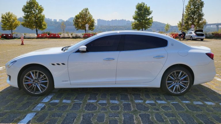 100 년의 트라이던트가 한국 도로를 달린다: 마세라티 시승 행사가 던지는 브랜드 재정의