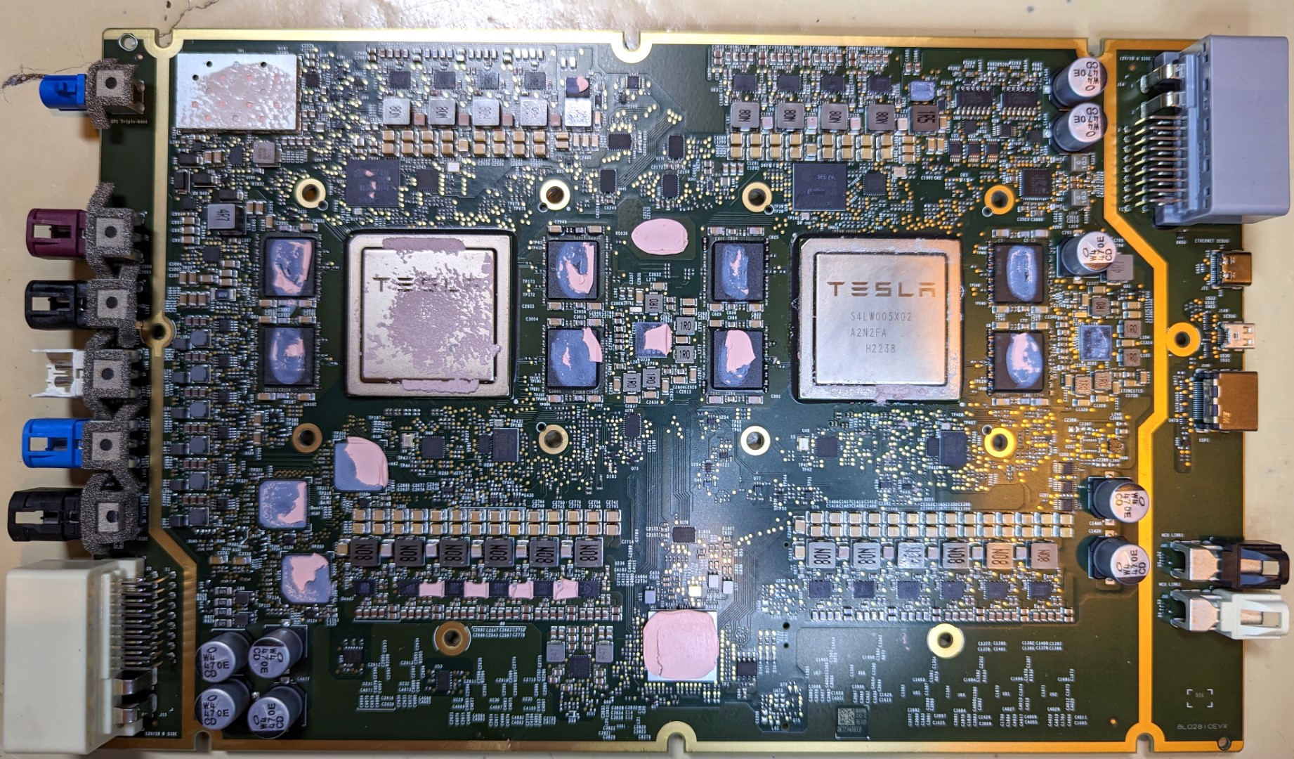테슬라 구형 모델의 FSD 한계와 하드웨어 교체 파장