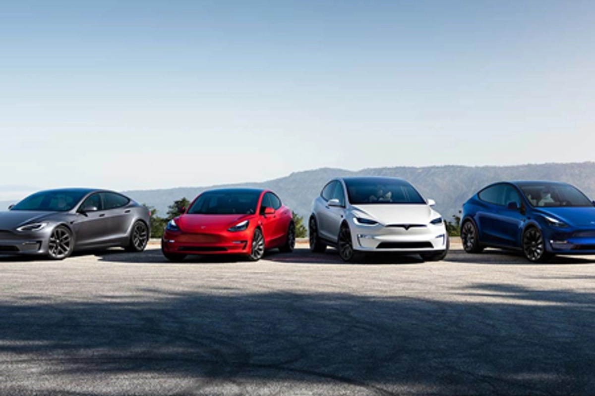 전기차 시장의 판도 변화: 테슬라의 성장 둔화와 토요타의 반격, 그리고 픽업 트럭의 등장