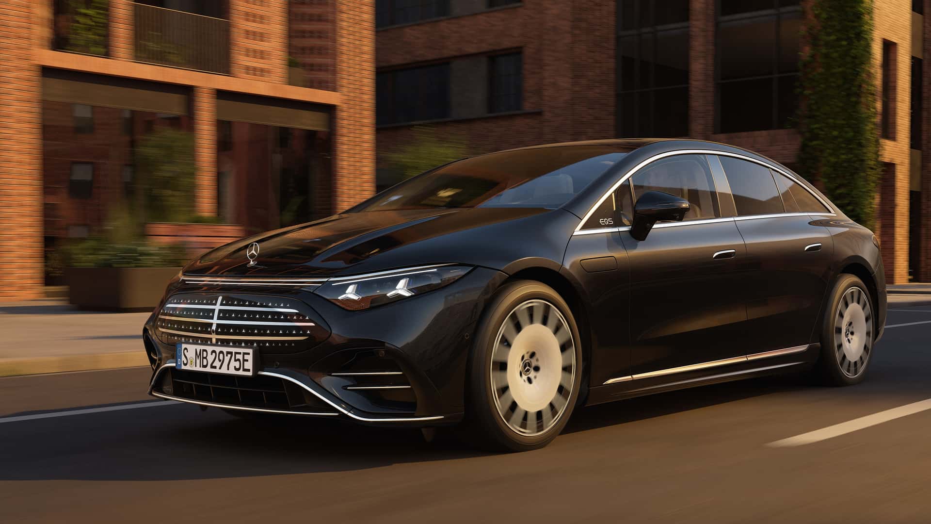 겉모습은 그대로, 속은 완전히 달라진 2027 메르세데스-벤츠 EQS 의 의미