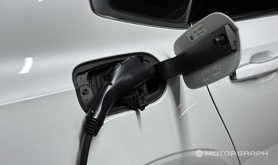 전기차 30만대 시대의 숨겨진 병목, 공동주택 충전 갈등 해법