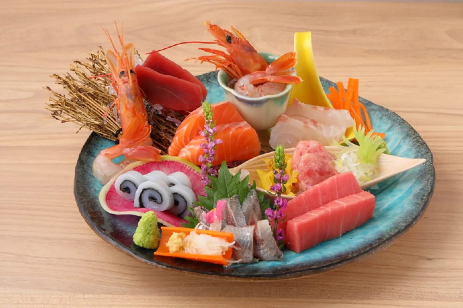 일본 시장에서 좌석형 미국산 토운다: 왜 토요타는 예상치 못한 도전을 감행하는가