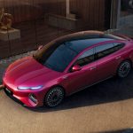 1,000km 주행과 5 분 충전, BYD 가 전기차 시장의 판도를 바꾸는 이유