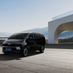 현대차, 스타리아를 '전기차'와 '리무진'으로 갈라놓은 진짜 이유