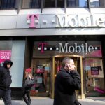 T-Mobile 의 조용한 요금 인상, 왜 글로벌 소비자들의 반발을 사나