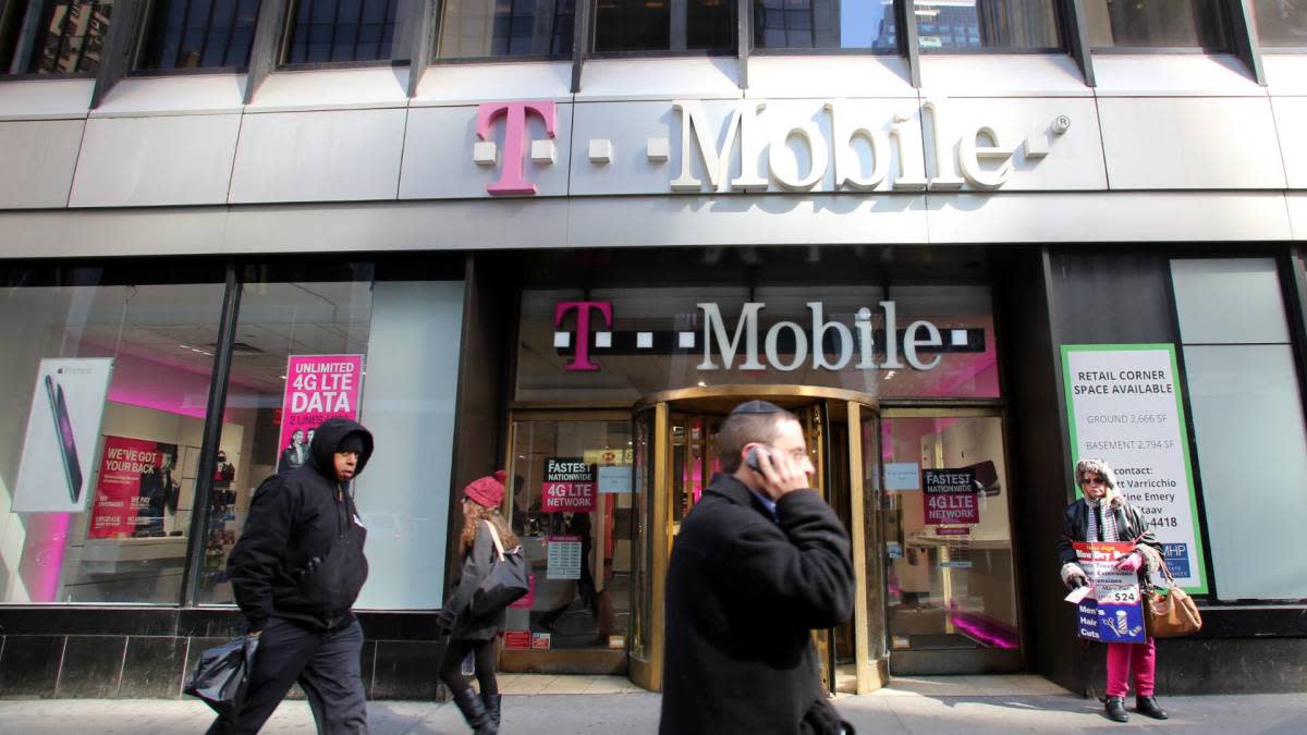 T-Mobile 의 조용한 요금 인상, 왜 글로벌 소비자들의 반발을 사나