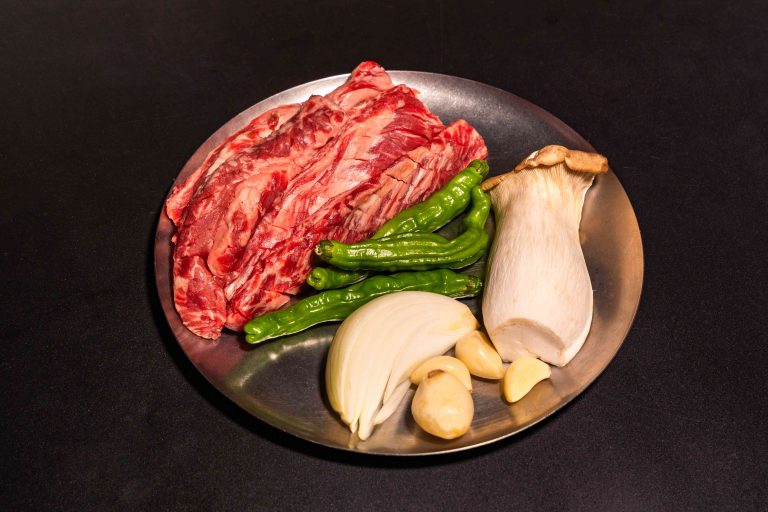 홍대 입구의 블루리본 선정 고기집, 청돈옥