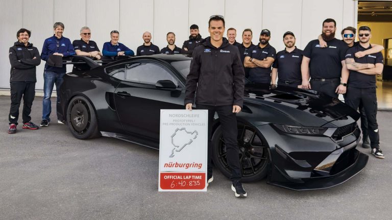 미국 스포츠카의 '녹색 지옥' 재점령: 포드 머스탱 GTD 컴피티션이 기록을 갈아치운 이유