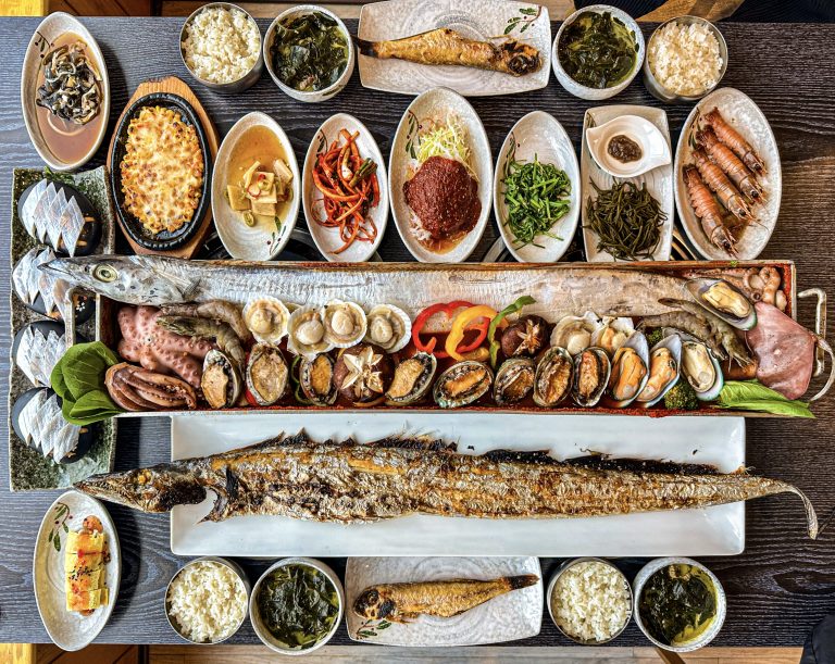 산방산을 바라보며 즐기는 통갈치, 사계바다