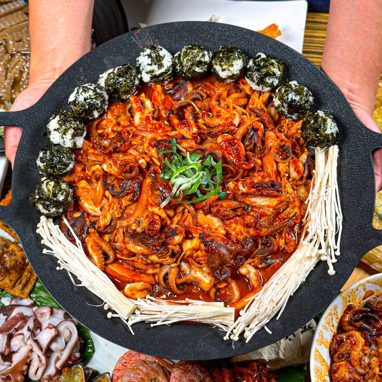 동촌유원지 위로 오른 주꾸미와 도토리묵의 조화, 청담한상