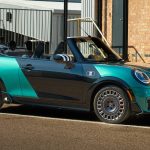 미니의 원톱 JCW 컨버터블이 던지는 미래 신호: 공장에서 시작되는 맞춤화 시대