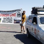 세 바퀴의 기적: 영국산 경차 릴라이언트 로빈이 아프리카 대륙을 횡단하며 던진 질문