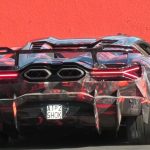 람보르기니 레부엘토 SV, 뉘르브르크링에서 포착된 '초고속'의 신호