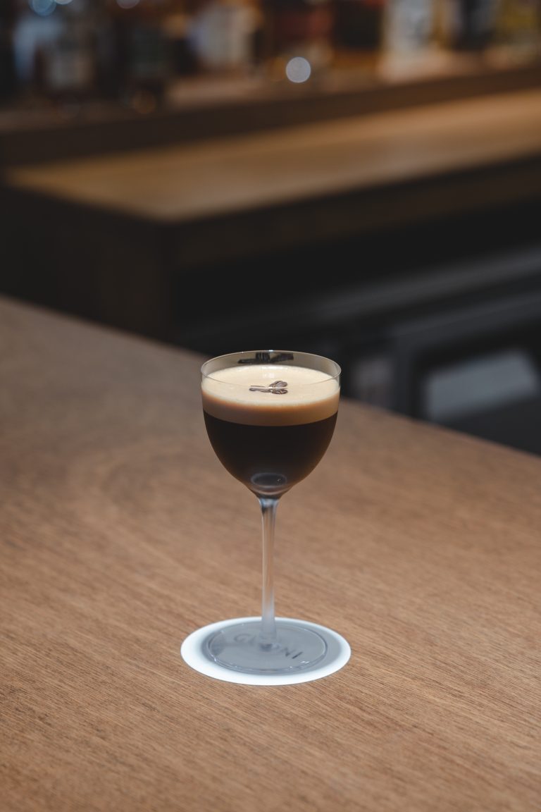 블루리본 인증 마포 카페 그로니, 커피와 칵테일을 위한 로스터리 바