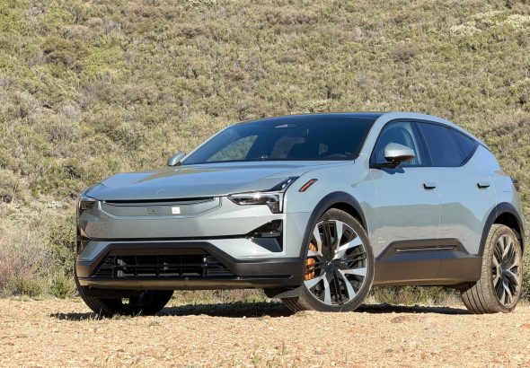 테슬라 차주들을 향한 폴스타의 파격적 제안, 21,000달러 할인이 말해주는 것