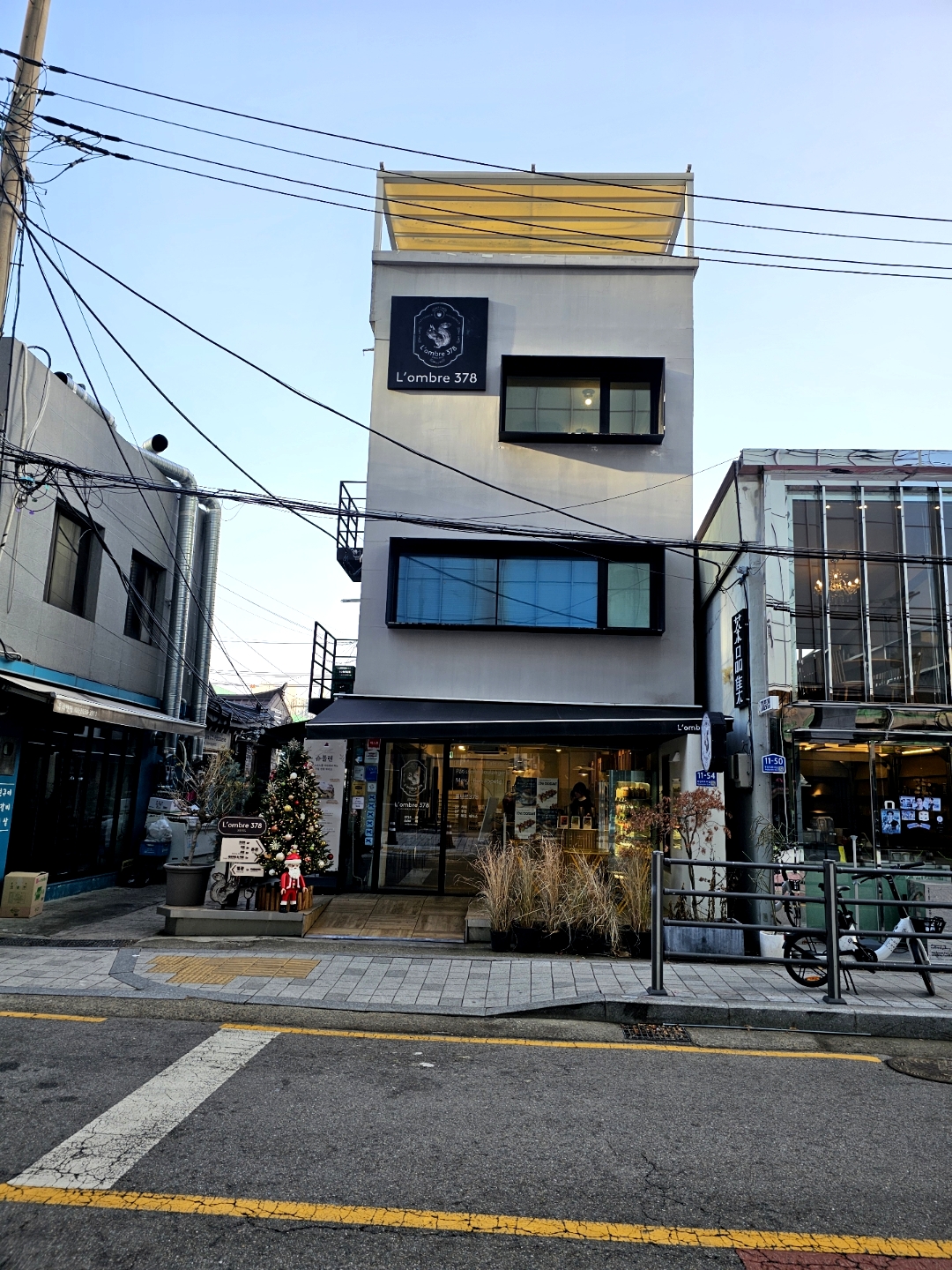 용산 한강대로, 감성적인 단독 건물의 베이커리 카페 롱브르378