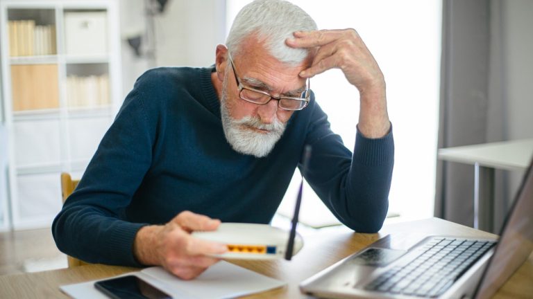 와이파이가 느릴 때 공유기와 스마트폰에서 먼저 볼 것