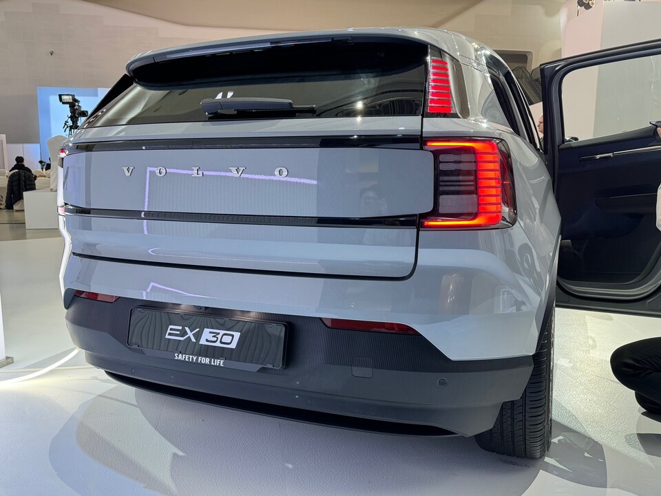 볼보, 3.5 만 달러 EX30 단종 뒤 2027 년 신형 EV 로 복귀한다