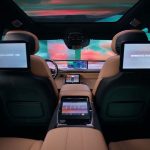 캐딜락 에스컬레이드 IQL, 국내 전기 SUV 시장의 판도를 바꾼 5.8m 대형 플래그십의 등장