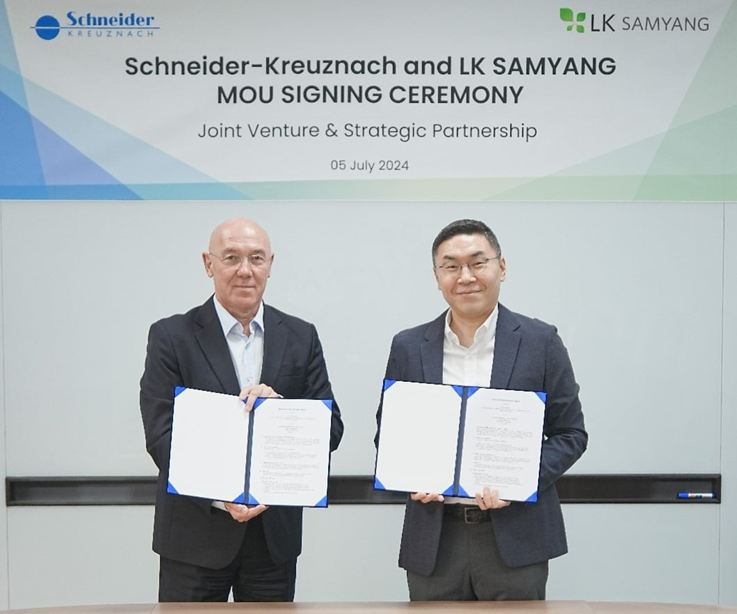 삼양과 슈나이더의 만남, L 마운트 초광각 렌즈가 커뮤니티를 뜨겁게 만든 이유