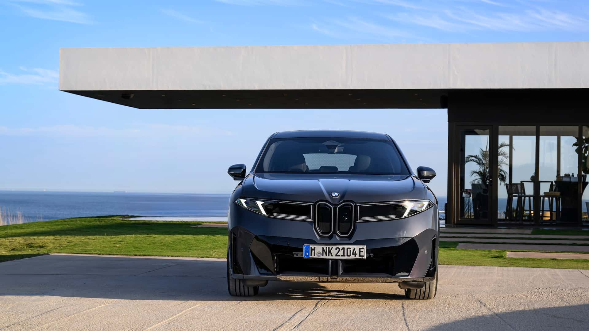 전기차가 내연기관보다 저렴해진 순간: BMW iX3 가 X3 M50 을 앞지른 이유