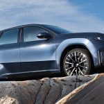 BMW iX3, 434마일의 주행거리로 전기차 시장 판도를 바꾸다