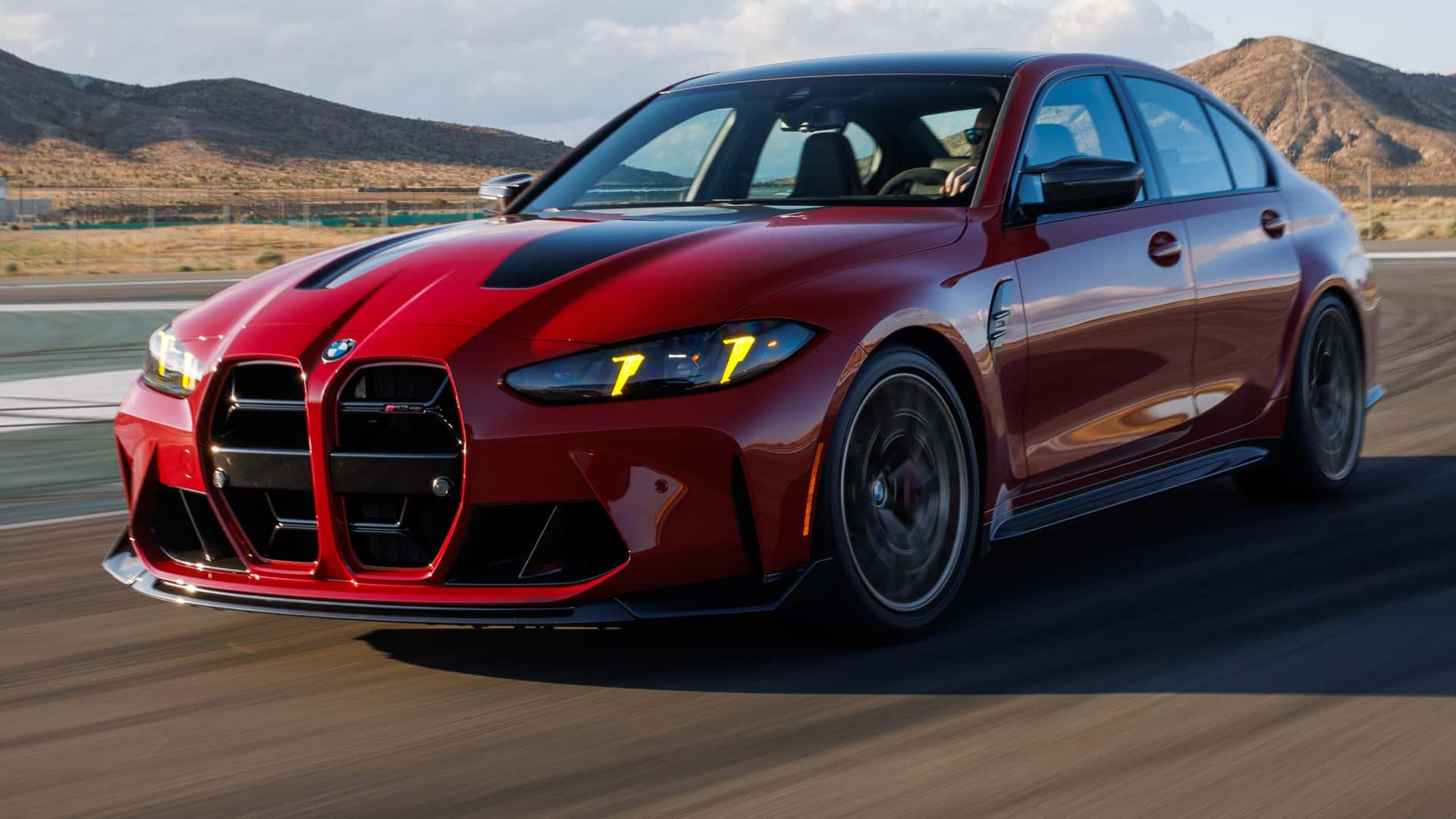 수동 변속기의 마지막 숨결, 2027 BMW M3 CS 핸들샬터가 주목받는 이유
