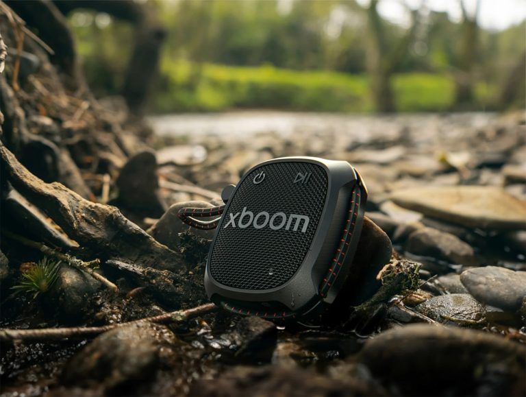 캠핑과 일상 사이, LG 엑스붐 락과 미니가 주목받는 이유