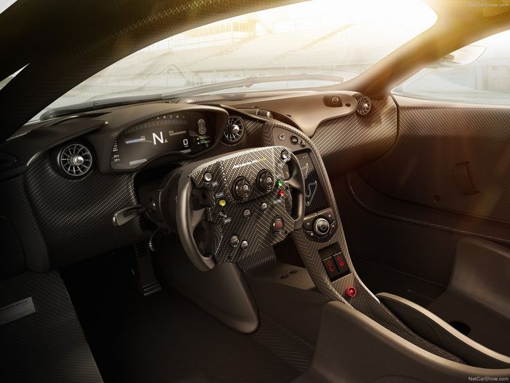 맥라렌이 다시 레이스 트랙으로, 그리고 당신을 위한 'GTR'의 부활