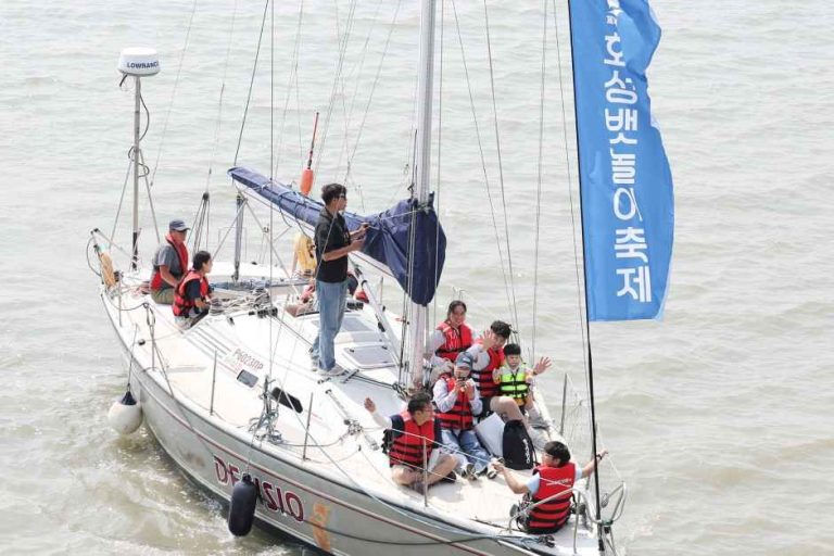 2026 화성 뱃놀이 축제, 전곡항에서 서해의 바람을 만나다