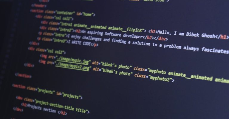 클로드 코드와 HTML 의 놀라운 시너지: 왜 개발자들이 마크다운 대신 HTML 을 선택하는가
