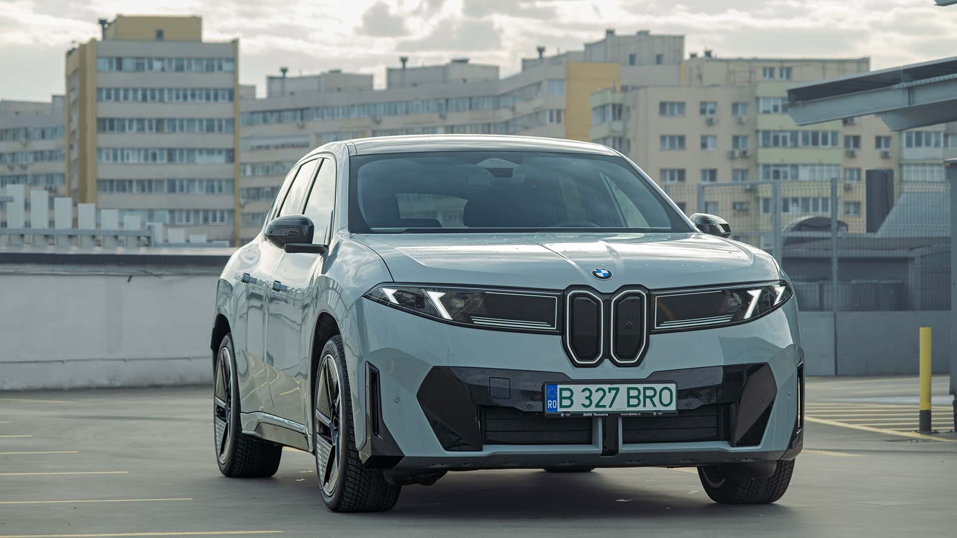 BMW iX3, 유럽 전기차 시장을 뒤흔든 네우 클래스의 첫 승