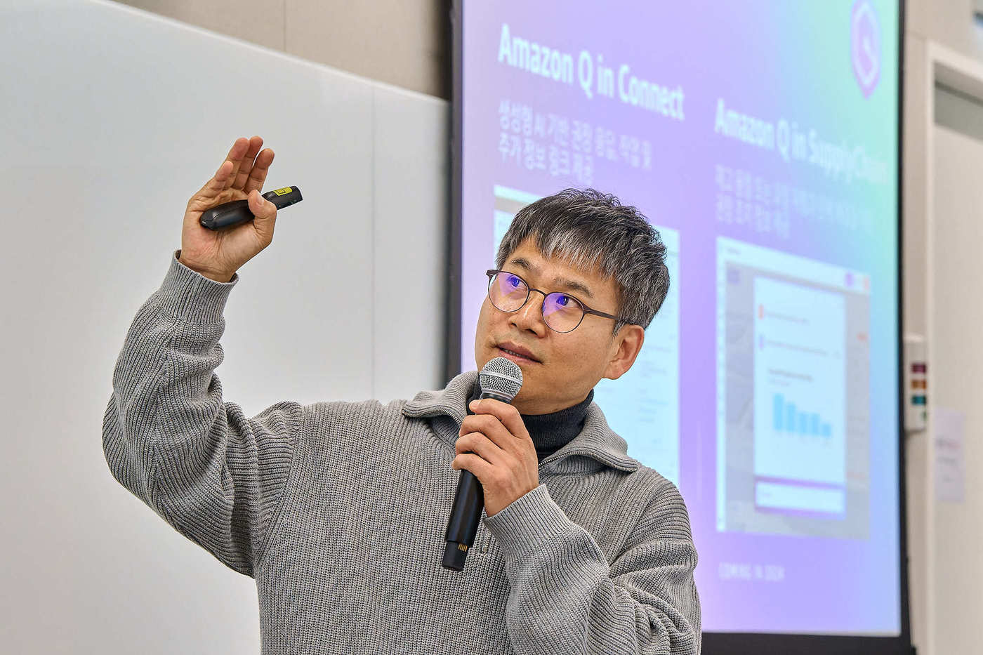 KDI 보고서가 던진 질문, 10년 뒤 AI는 일자리를 줄일까 생산성을 높일까