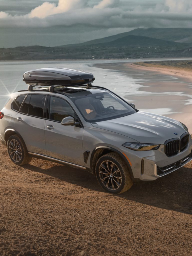 벤츠 G 클래스의 독점 시대, BMW가 2029년 공략을 선언한 이유와 전망