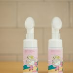 산책 후 발 관리가 일상이 된 이유, 반려견 버블 풋 샴푸가 뜨는 배경