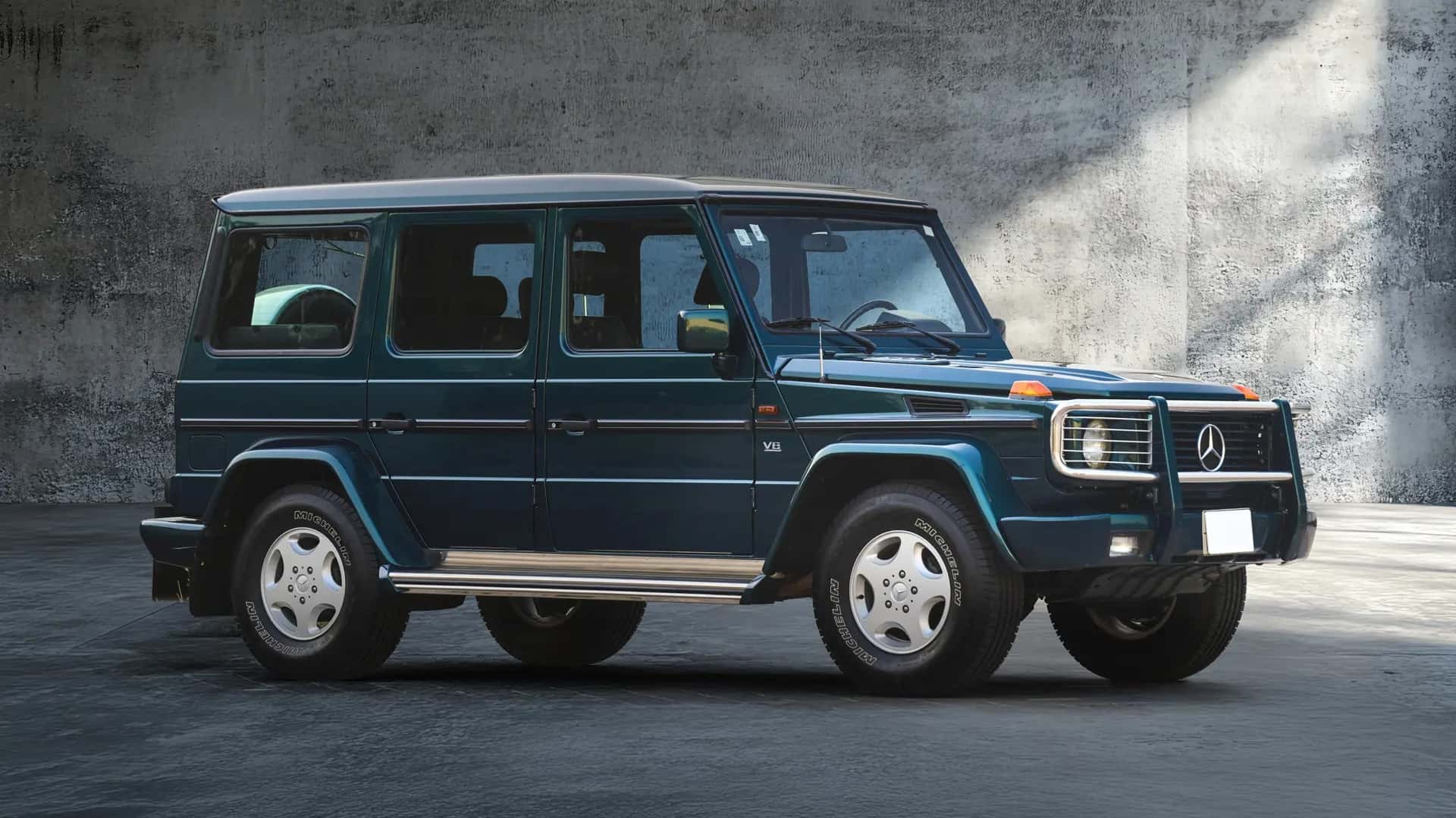 1993년 메르세데스 G클래스 500 GE V8 AMG, 1만 3천 마일 주행에 1억 9천만 원 낙찰된 이유