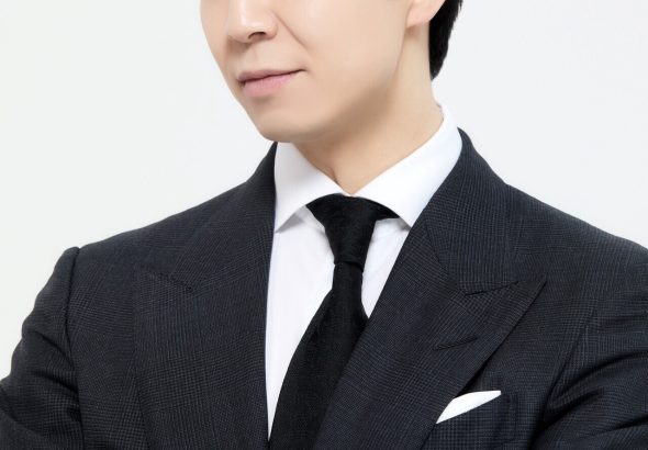 벤츠가 치즈케이크를 팔다? 손종원 셰프와 만든 1886 독일 치즈케이크가 주목받는 이유