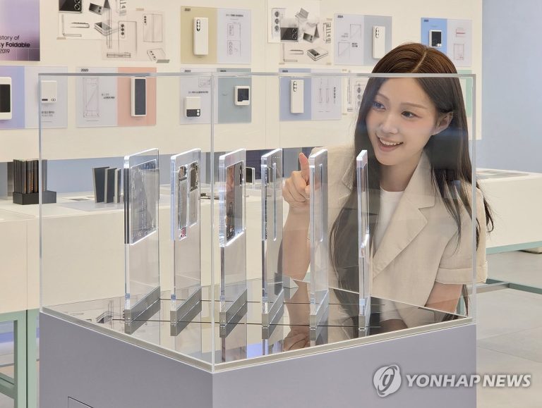 삼성전자, 7 년의 폴더블 여정을 한곳에 모은 '폴더블 헤리티지'가 주목받는 이유