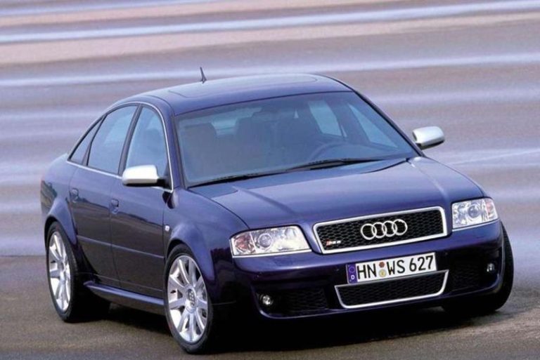 2003년형 아우디 RS6, 압도적인 성능 뒤에 숨은 치명적 약점과 소유주의 딜레마