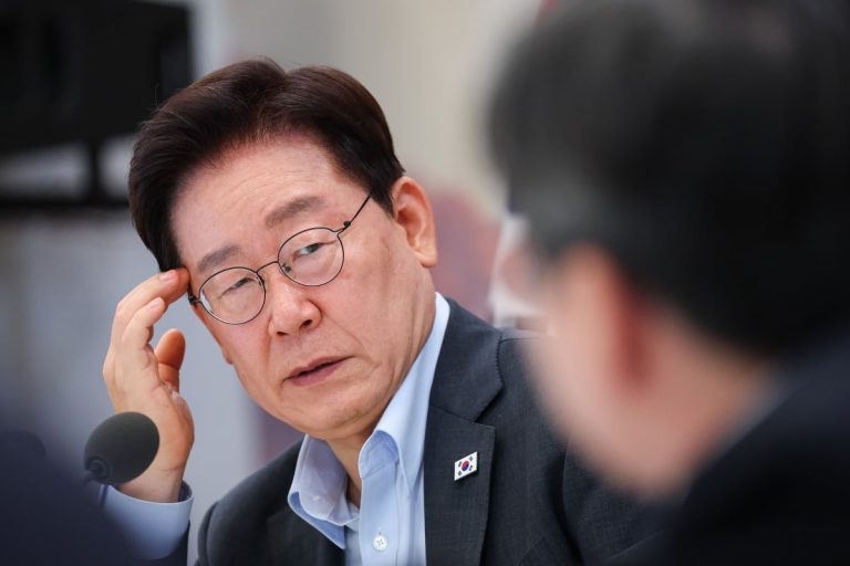 계곡 정비보다 쉽다던 부동산 정상화, 민심 폭발로 세제 손보기
