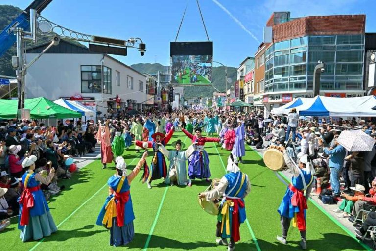 2026 제51회 정선아리랑제, 10월 1일부터 4일까지 정선공설운동장 일원에서 개최
