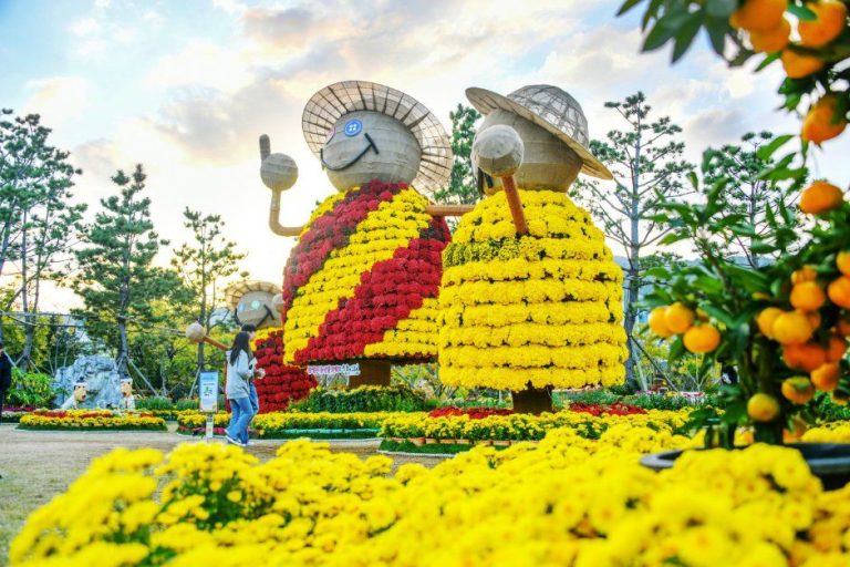 제26회 마산가고파국화축제, 10월 31일부터 8일간 마산 일원에서 개최